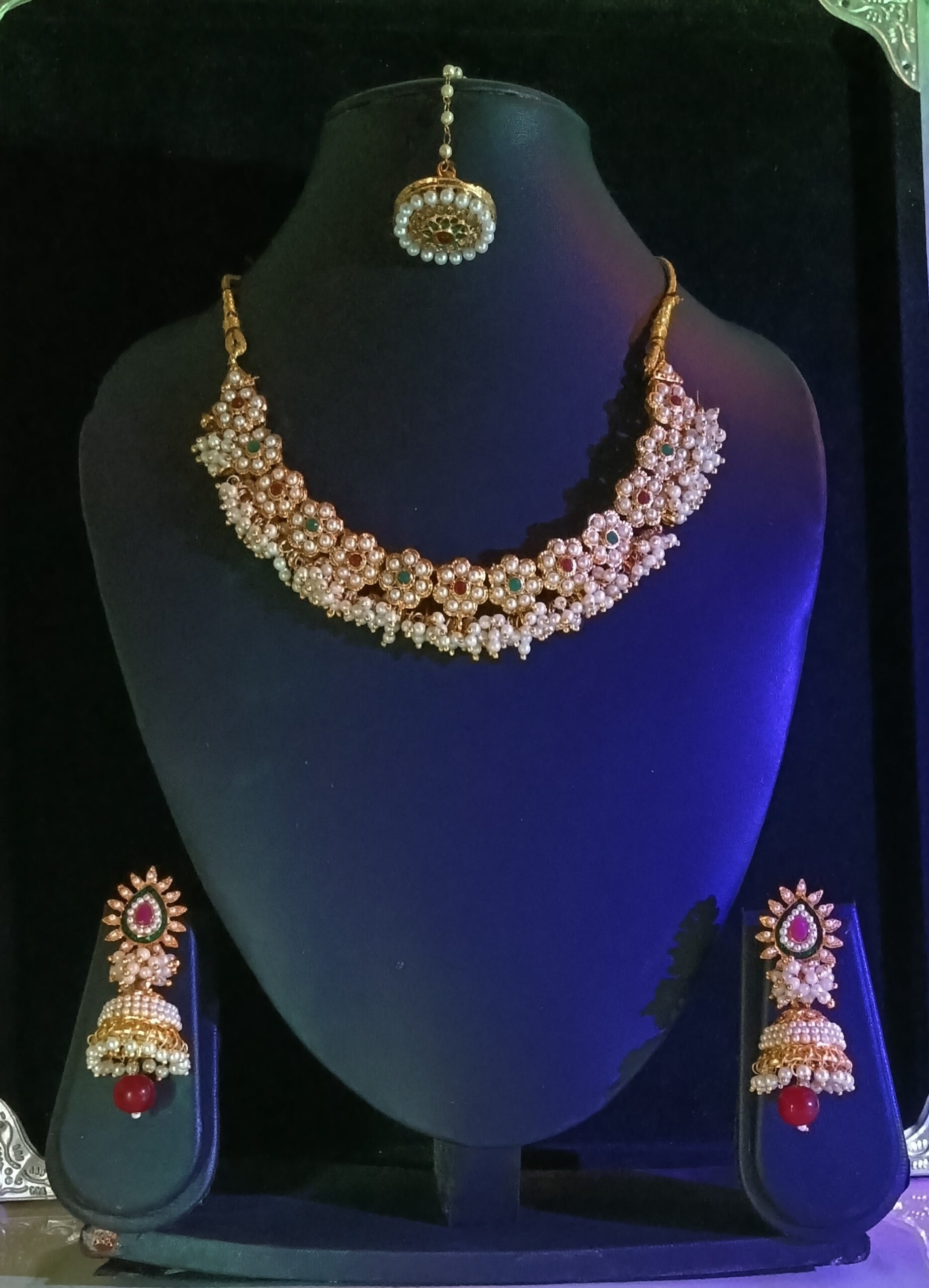 bridal kundan necklace set & maang tikka – antique gold traditional jewellery bridal kundan necklace set & maang tikka – antique gold traditional jewellery