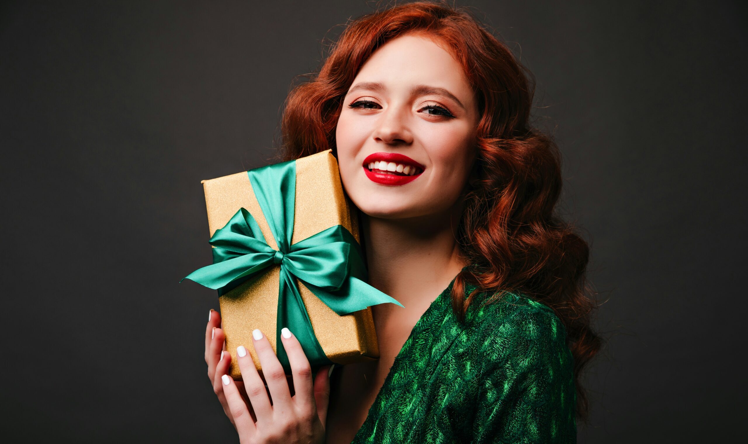 look studio srzxohtucso unsplash